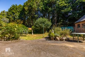 Photo 18- click for photo gallery